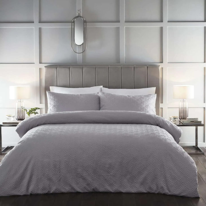 Sorrento Seersucker Duvet Set in Grey